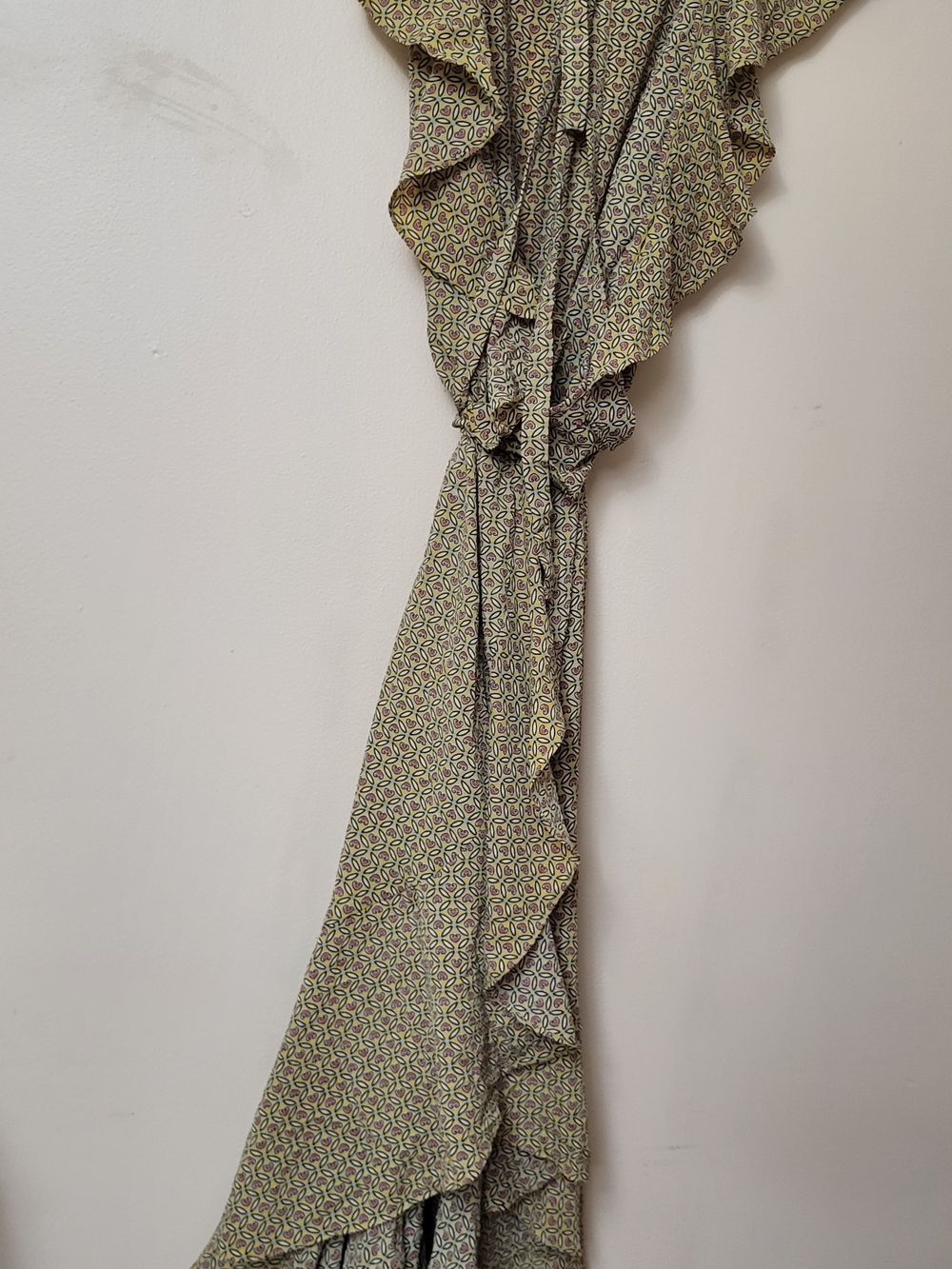 Studio Yellow Geometric Ruffled Wrap Tunic - Picture 2 of 2